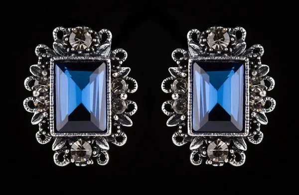 Popular Styles for Black Sapphire Jewelry